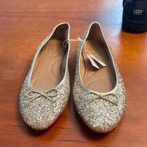 Old Navy Gold Sequins Flats. NEVER WORN.